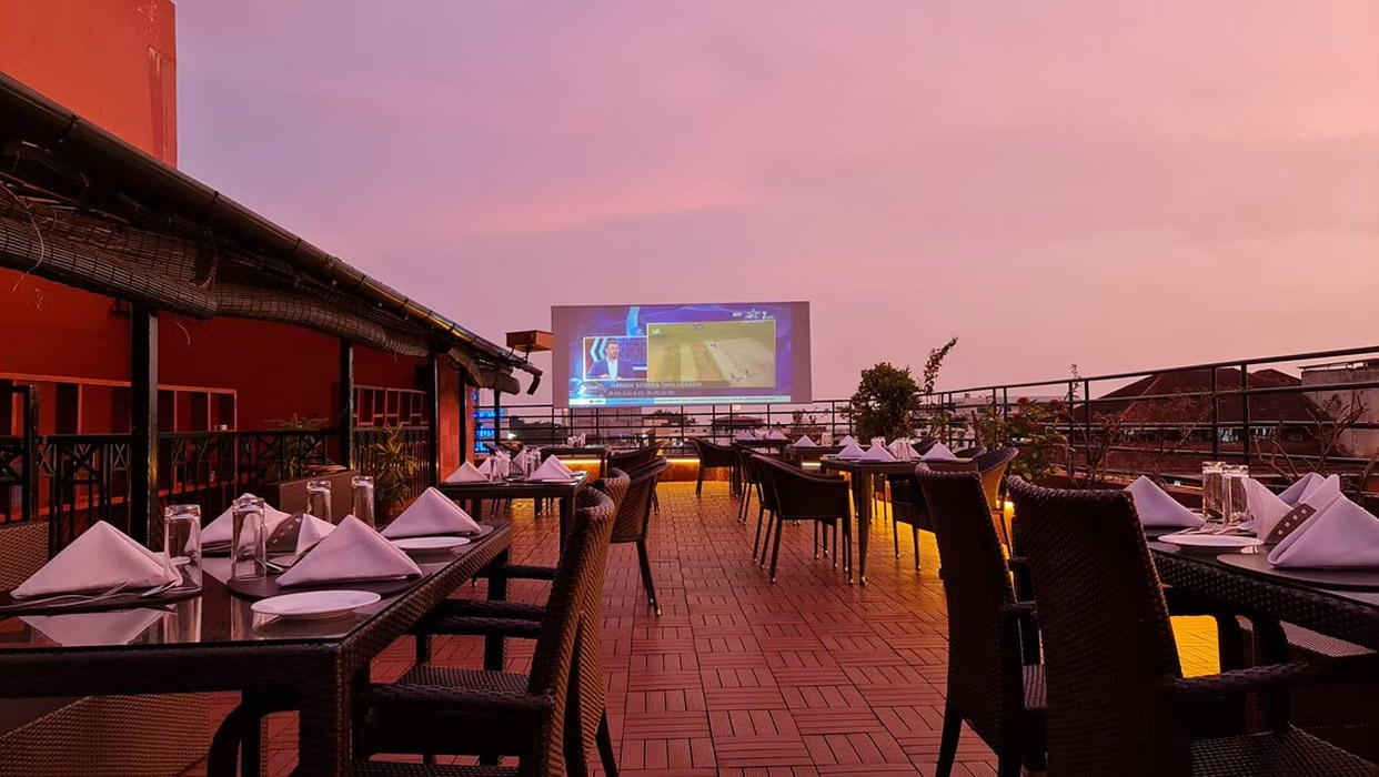 Roof top bars in Trivandrum