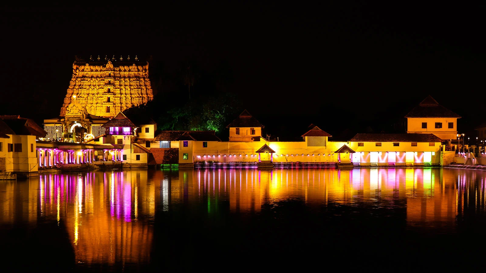 Hotels near Sree Padmanabhaswamy temple